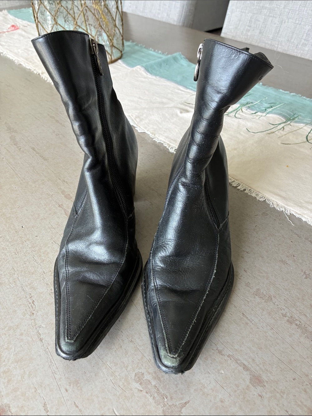 Harley-Davidson Black Leather Pointed Toe Ankle Booties with Side Zip